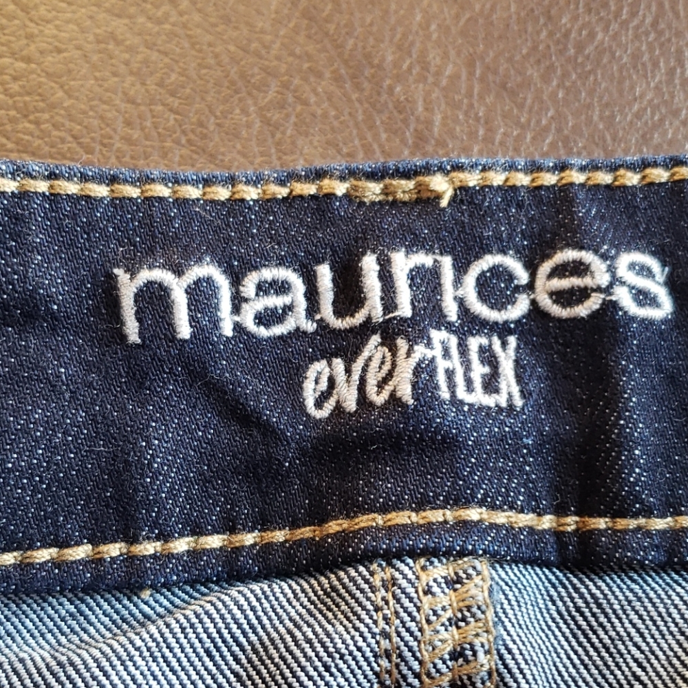 Jeans - Picture 3 of 4